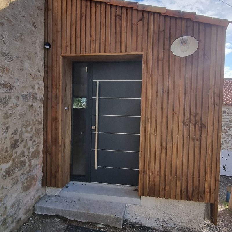 Pose de menuiseries à Chavagnes en Paillers par l'espace Menuiserie Lami