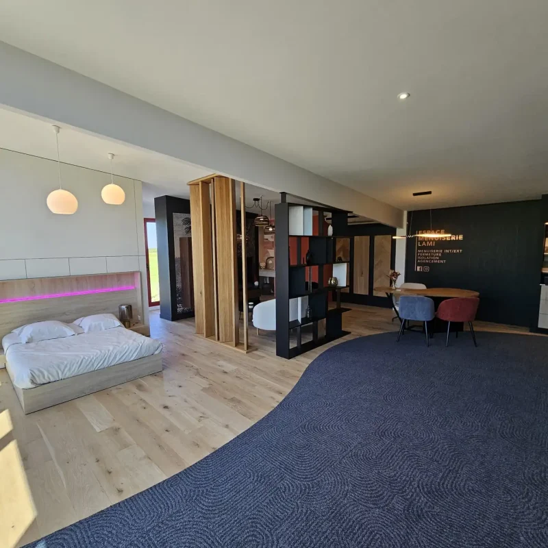 Création d'un meuble bureau sur mesure à Chavagnes en Paillers par l'espace Menuiserie Lami