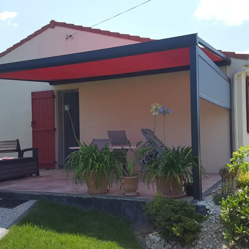 Pose de pergolas à Chavagnes en Paillers par l'espace Menuiserie Lami